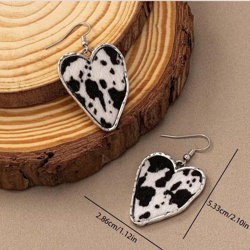 Bohemian Style Heart-Shaped Brown & White Cow Print Drop Fashion Earrings - Picture 3 of 5